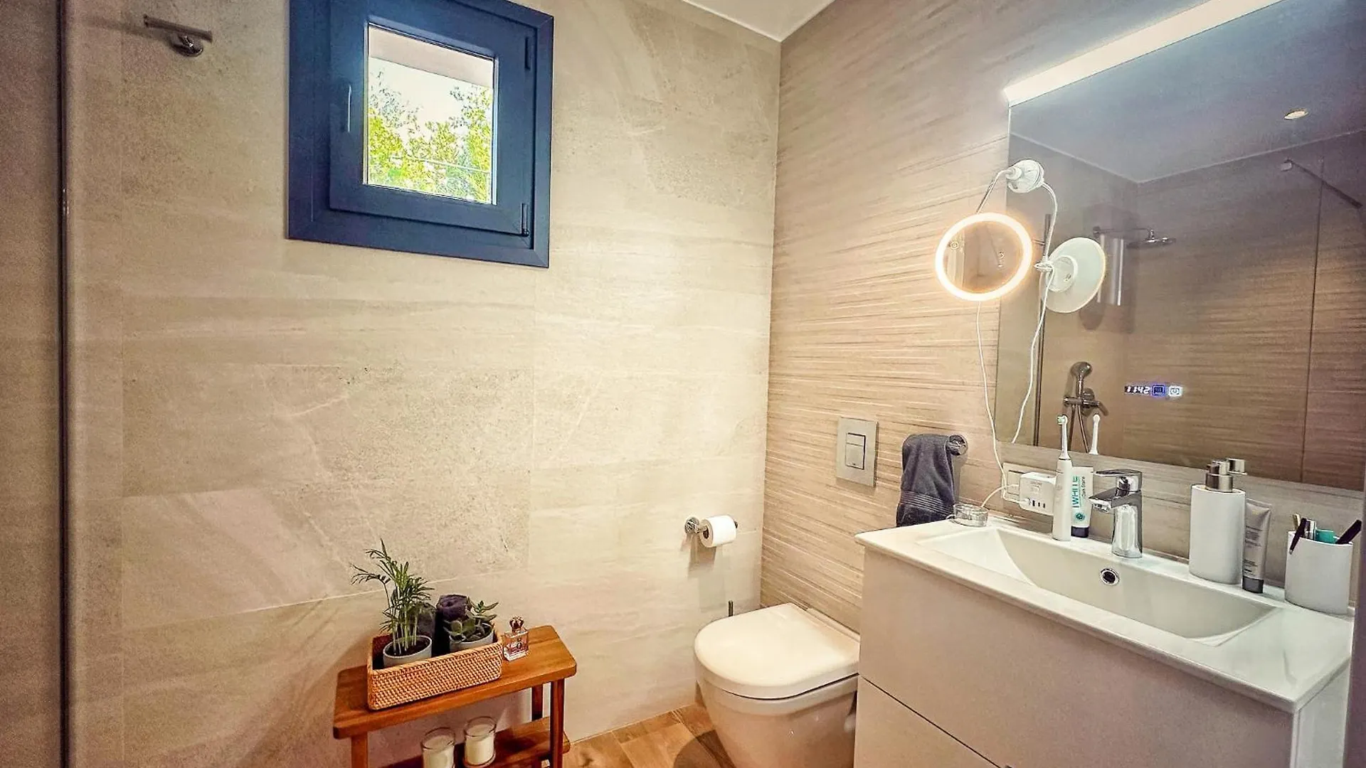 Ferienhaus Villa House Sleeps 4 - Parking-Balcony-Seaview - New Cómpeta